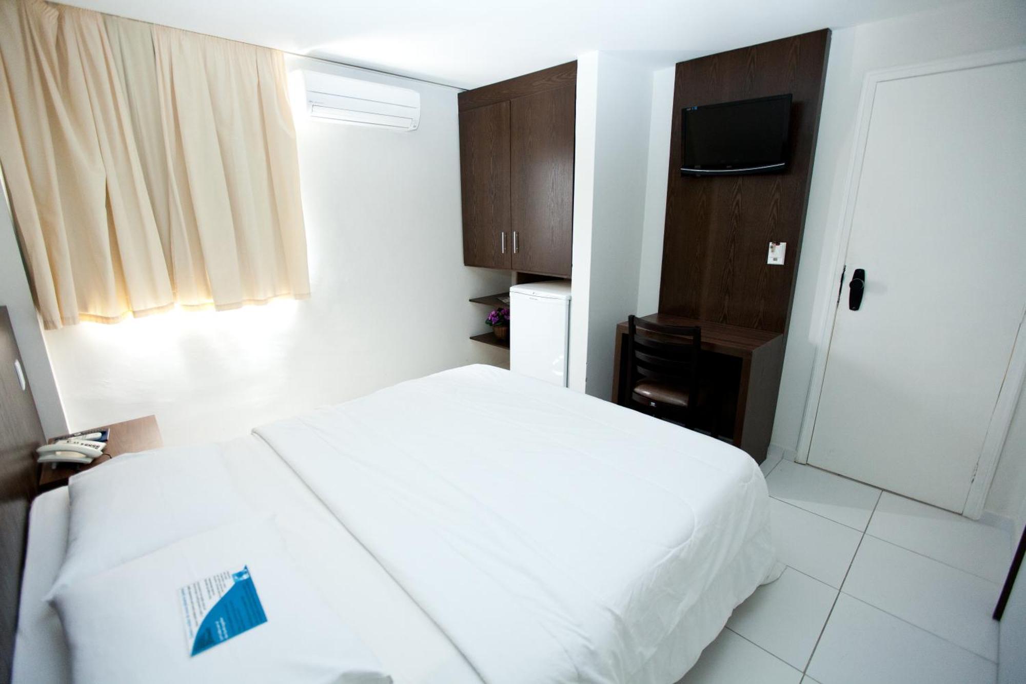 Jb Hotel Петролина Экстерьер фото